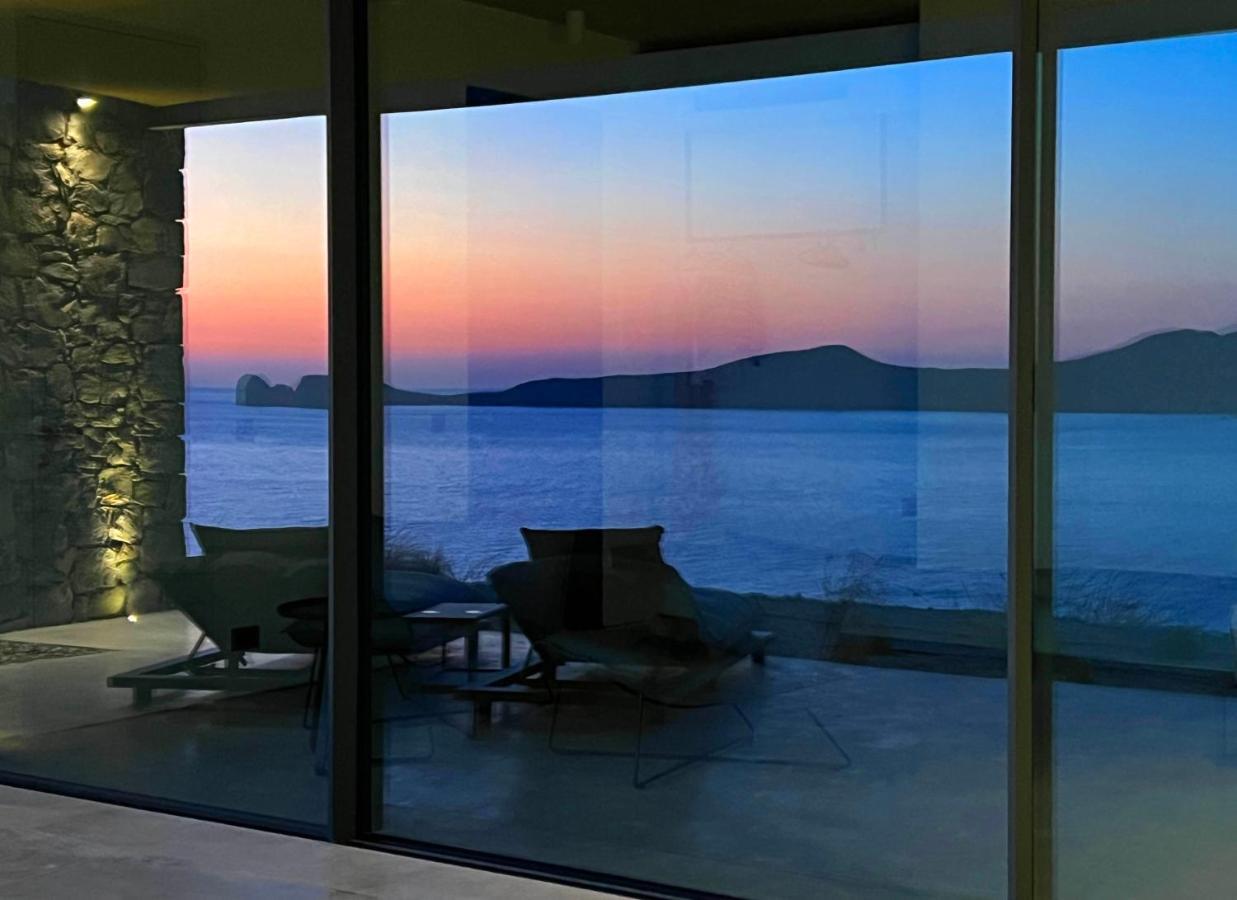 Echoes Milos Plaka  ภายนอก รูปภาพ